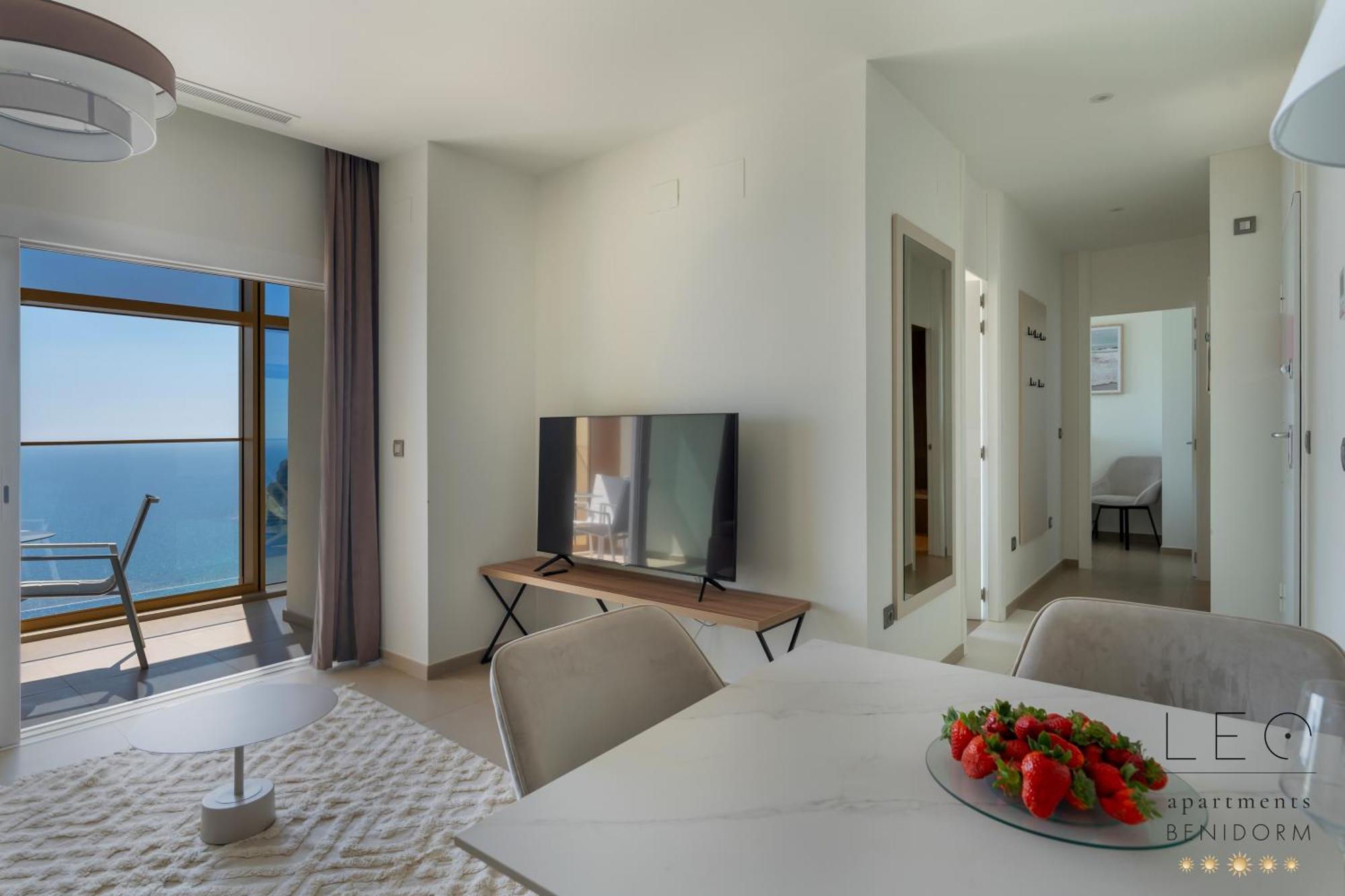 Intempo Sea View By Leo Apartment